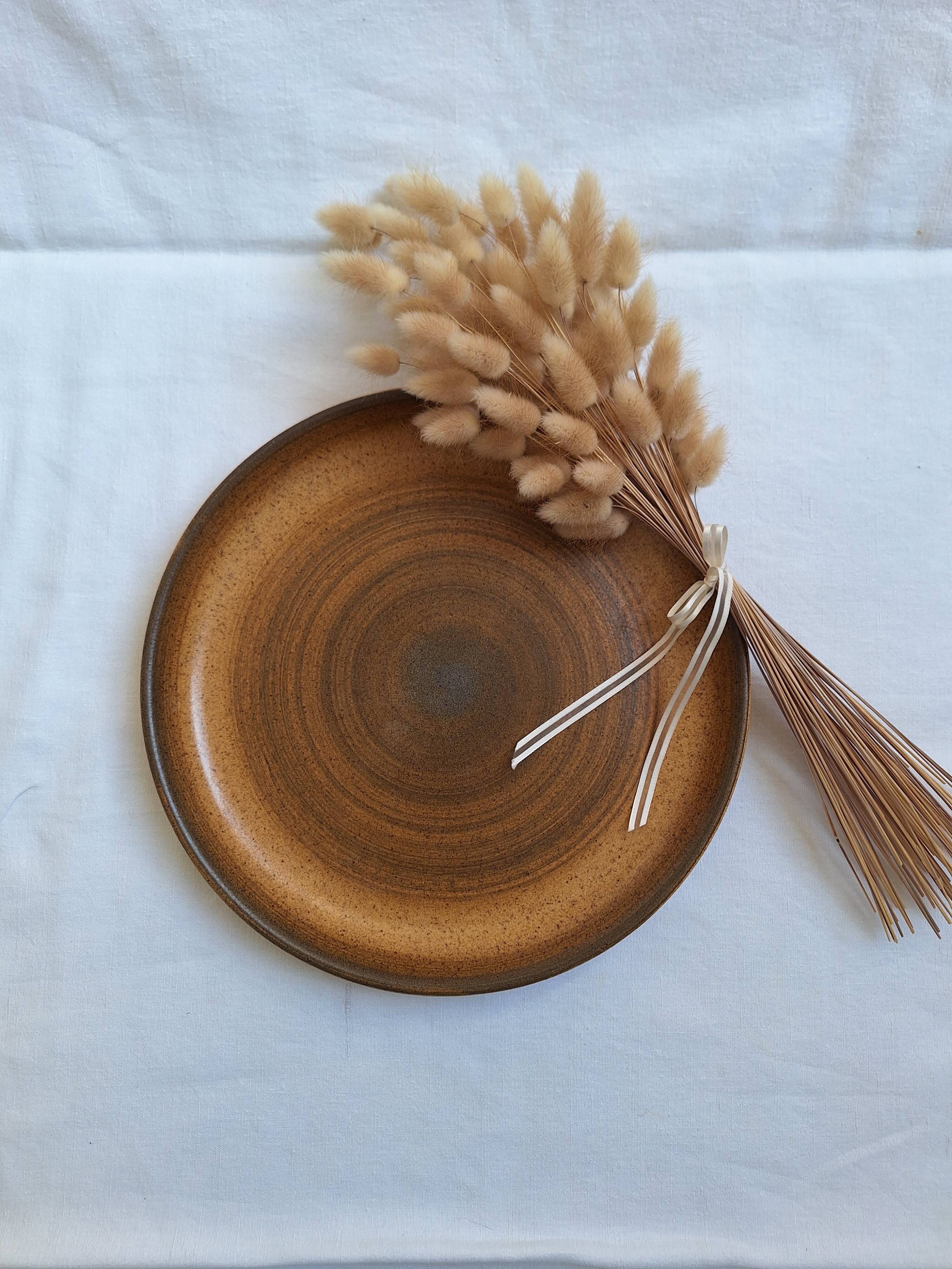 Longchamp round stoneware dish