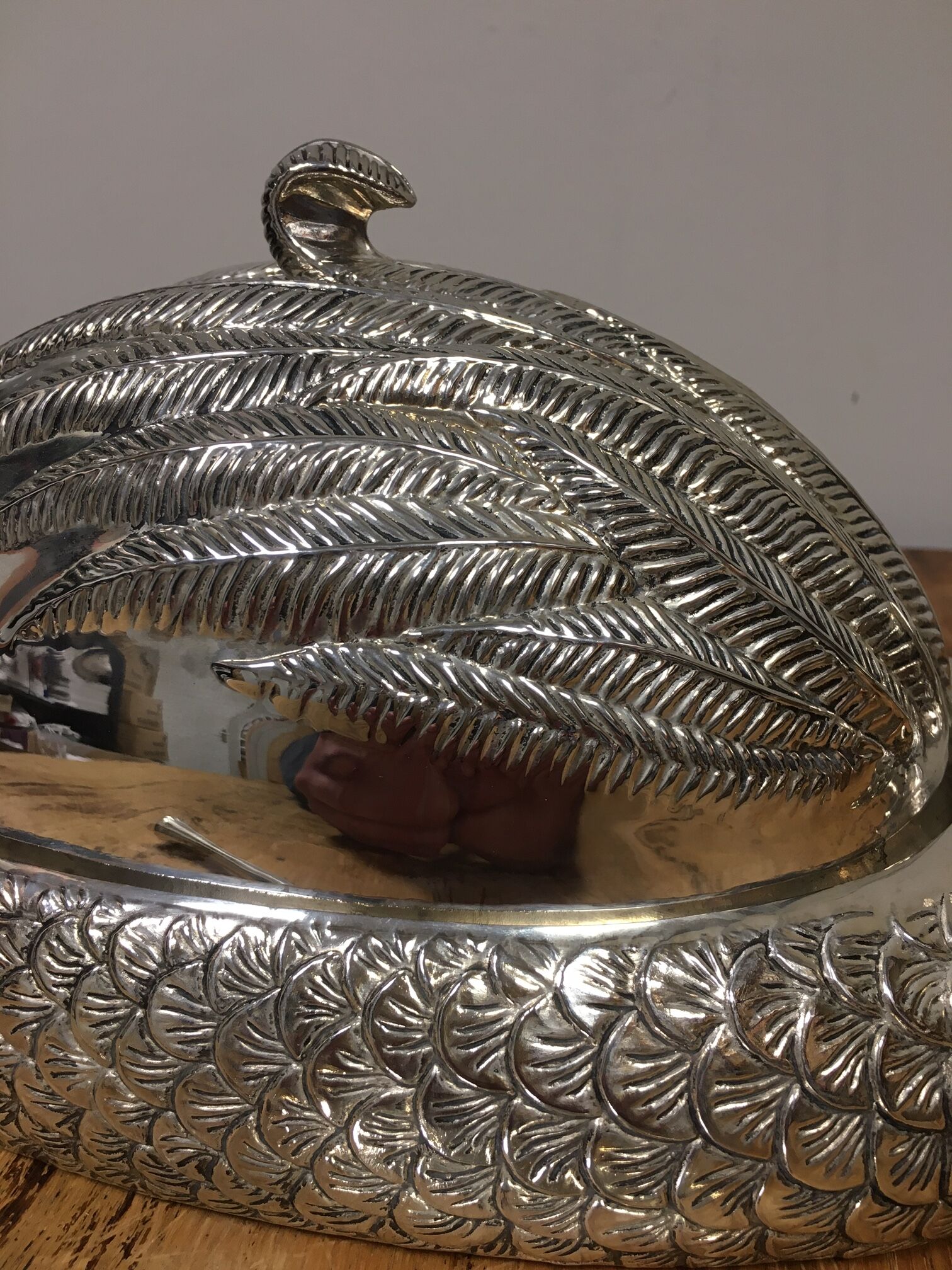 Duck-shaped terrine in silver metal