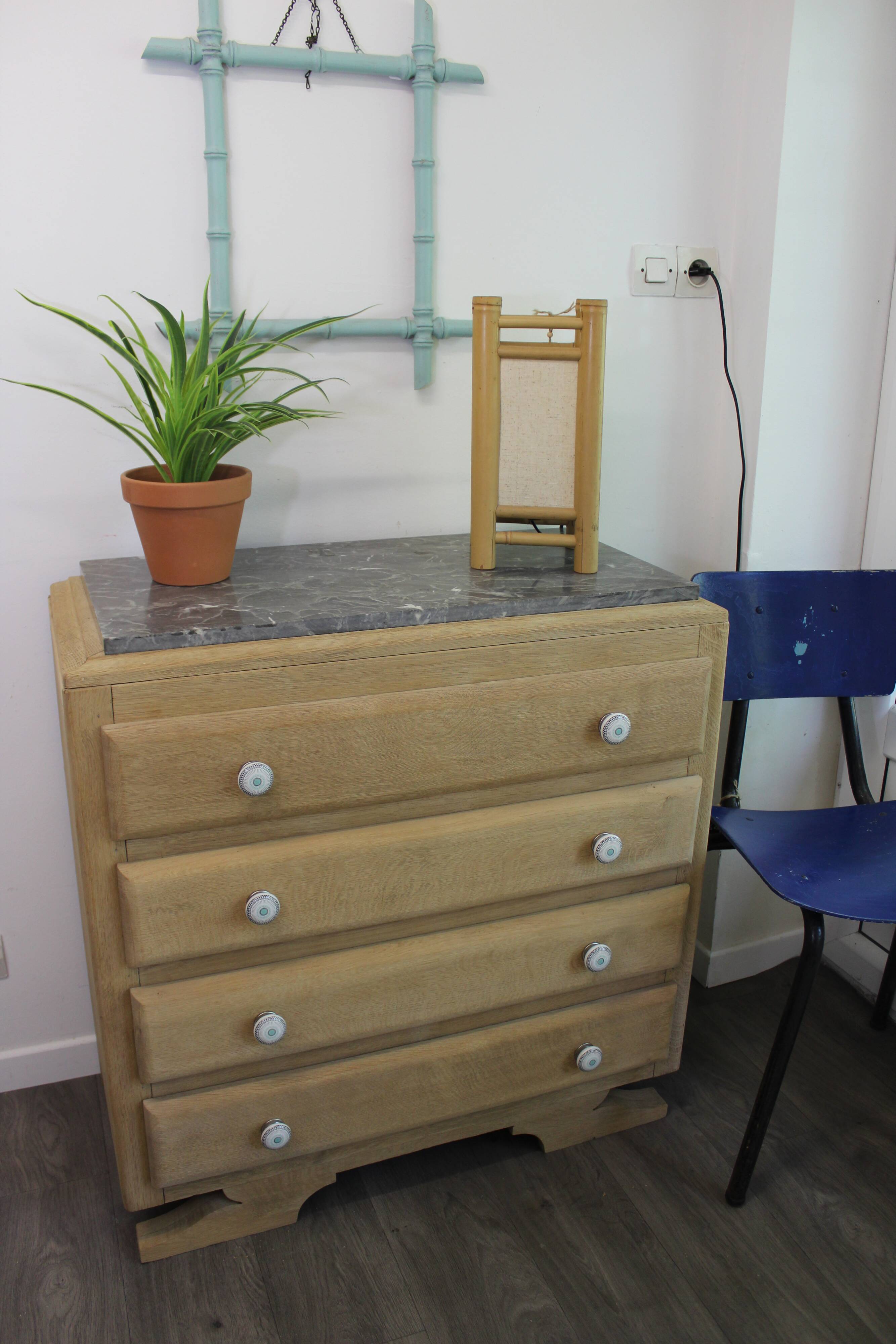 Commode vintage en bois brut