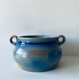 Sandstone pot or garnish