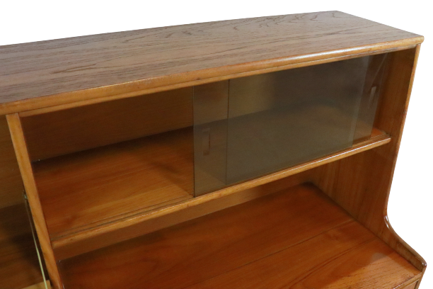 Vintage highboard sideboard sutcliff of tomorden ́bromyard ́