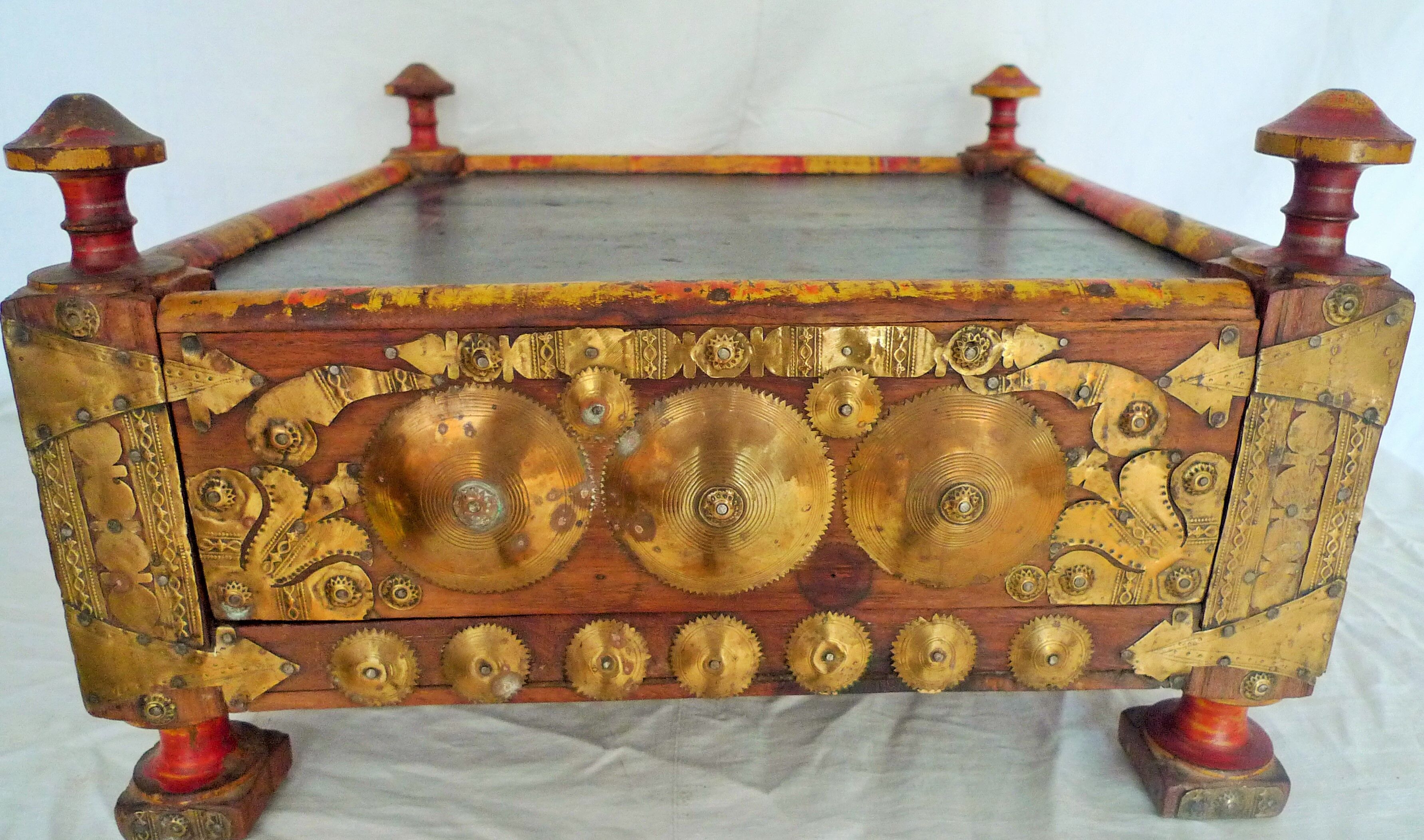 Table chest polychrome paint India