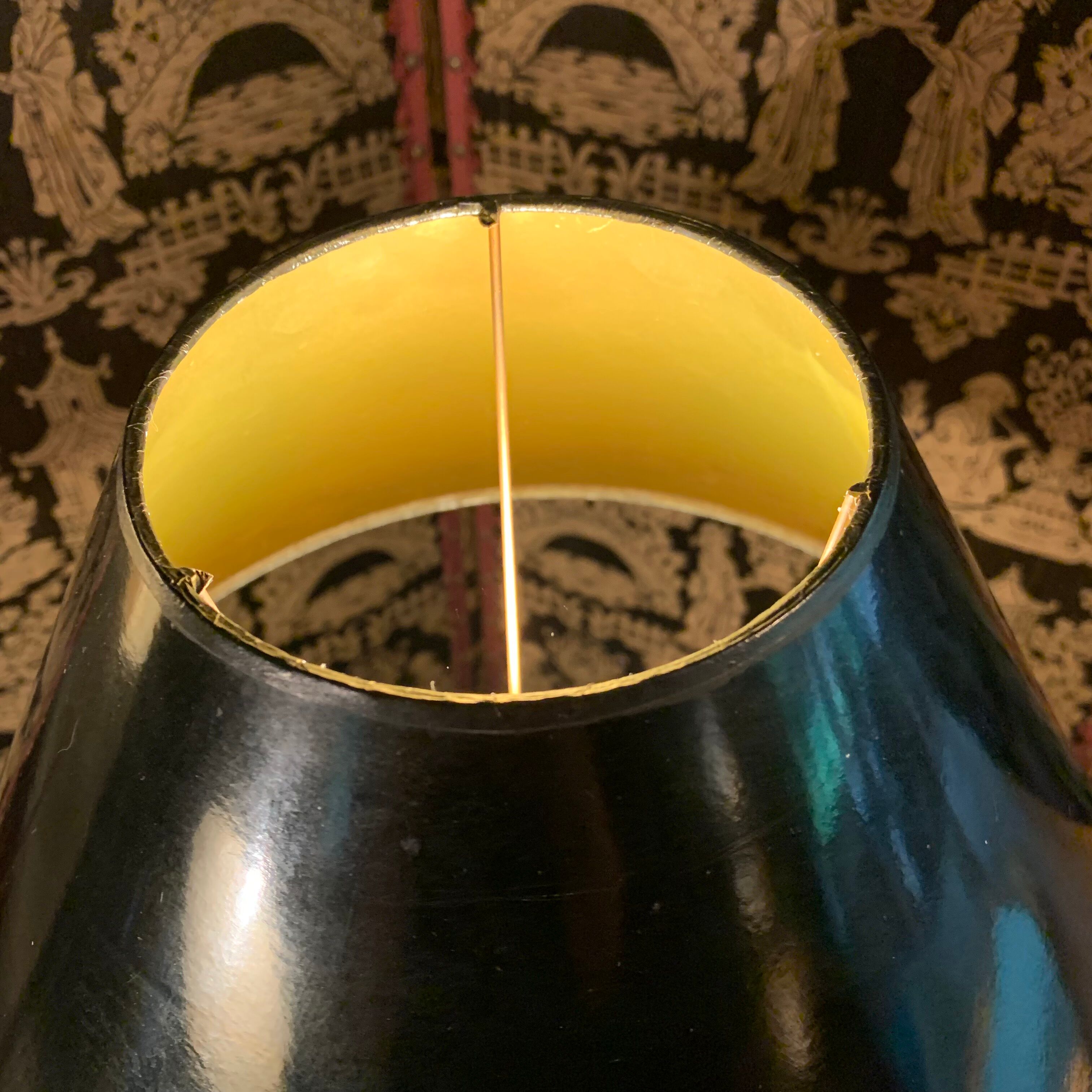 Golden brass lamp 65 cm