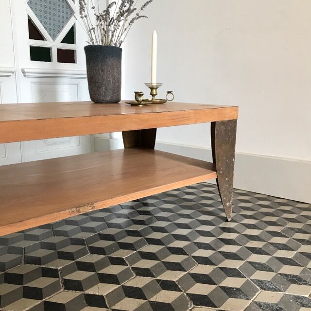 Table basse en bois et métal