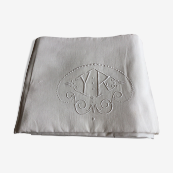 Drap ancien en lin brodé coloris écru-beige avec monogramme