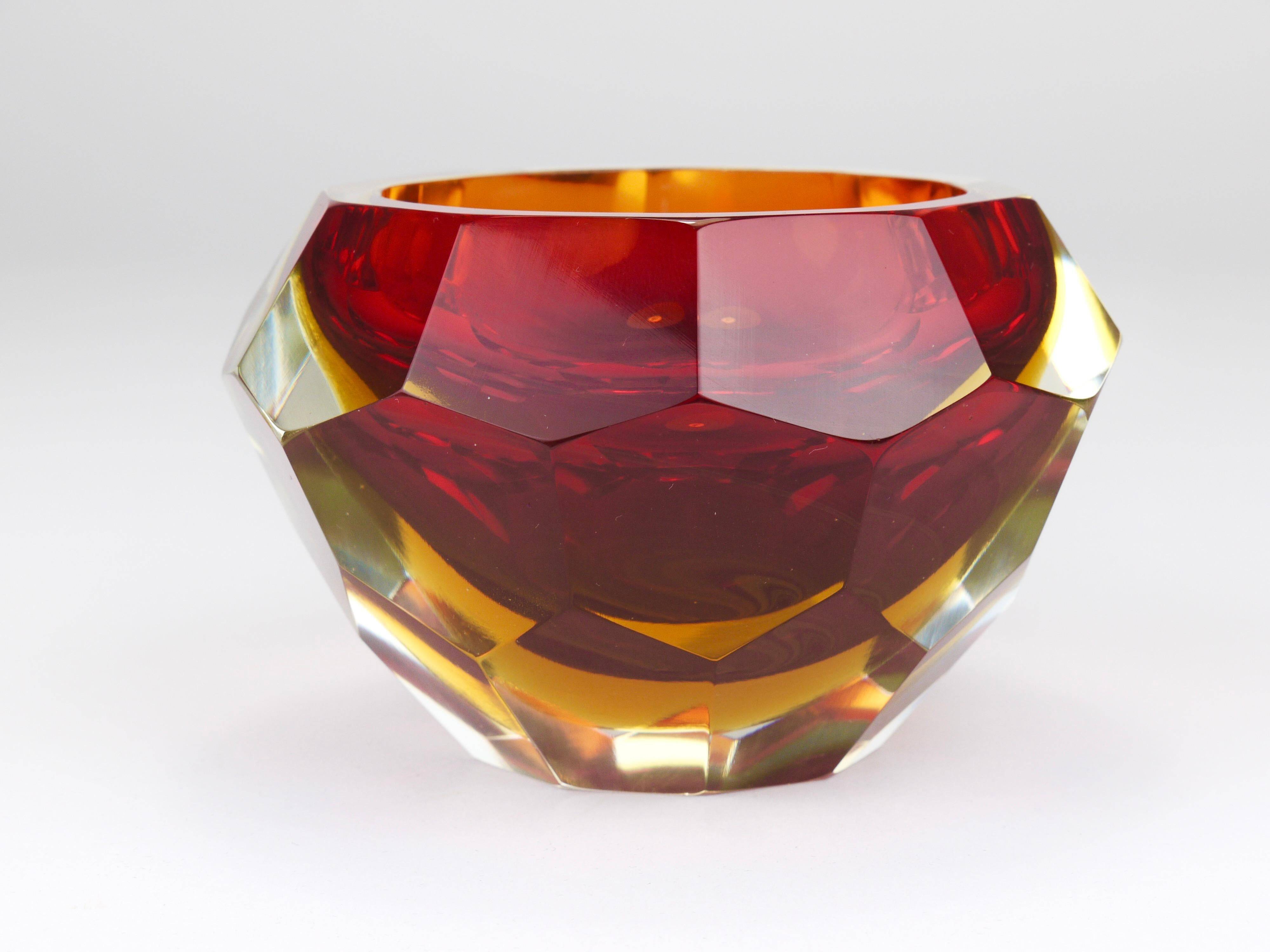 Mandruzzato Sommerso Bol Facetté en Verre Murano pour Caviar, Italie, 1960s
