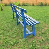 Wooden bench