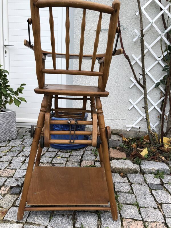 Chaise enfant en bois