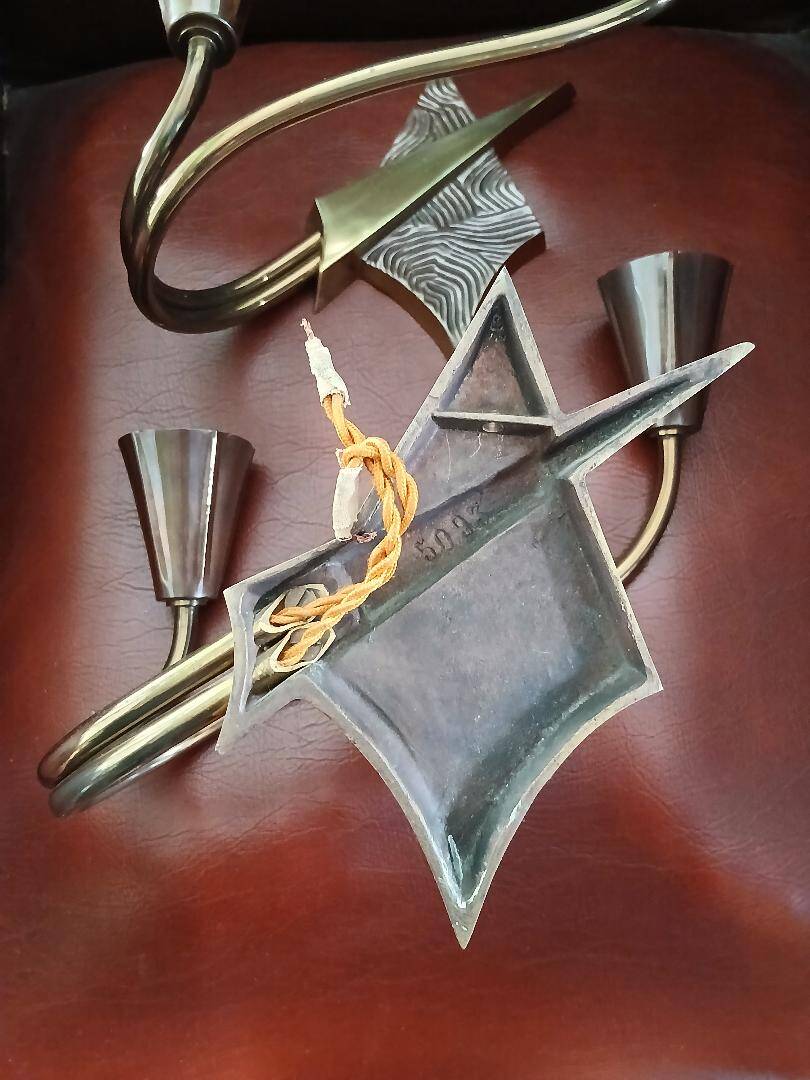 Splendid pair of bronze wall sconces by Jules Leleu? Art Deco.