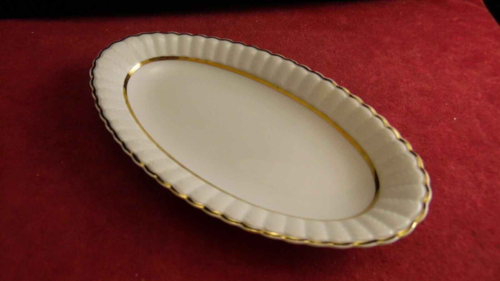 Bernardaud Limoges porcelain ravier white and gold model