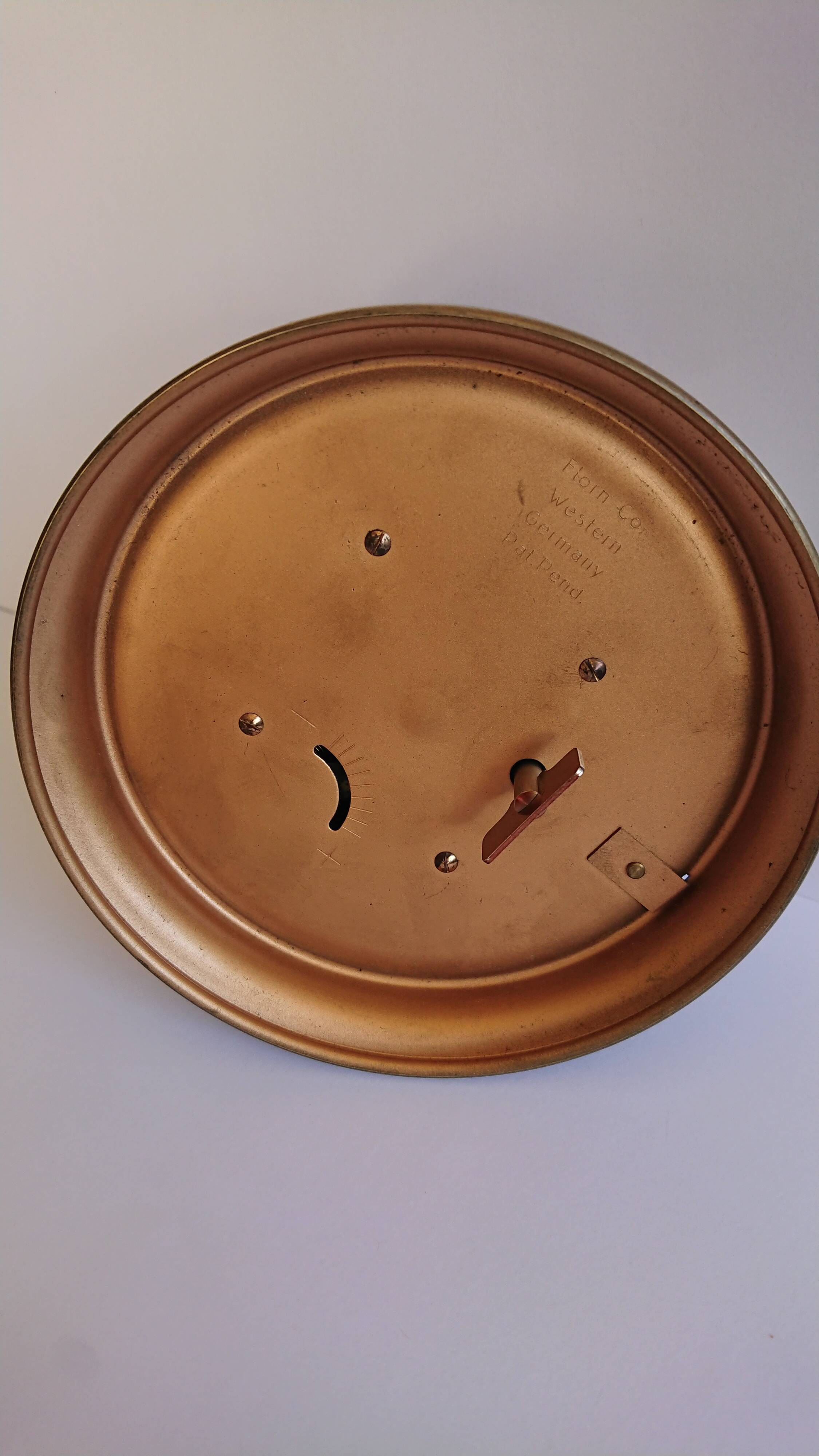 Circular office clock