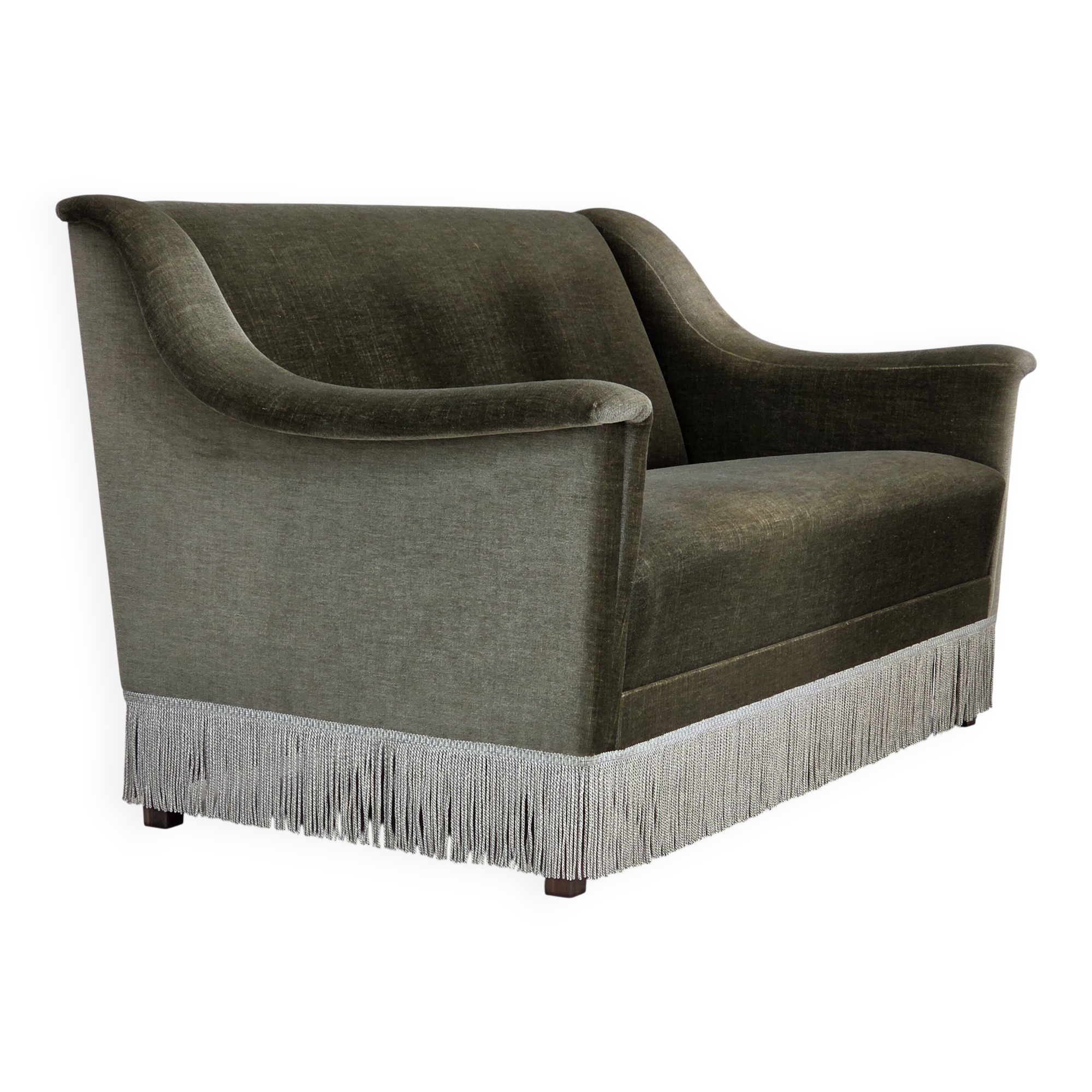 Canapé 2 places danois des années 1970, velours vert, bois de hêtre.