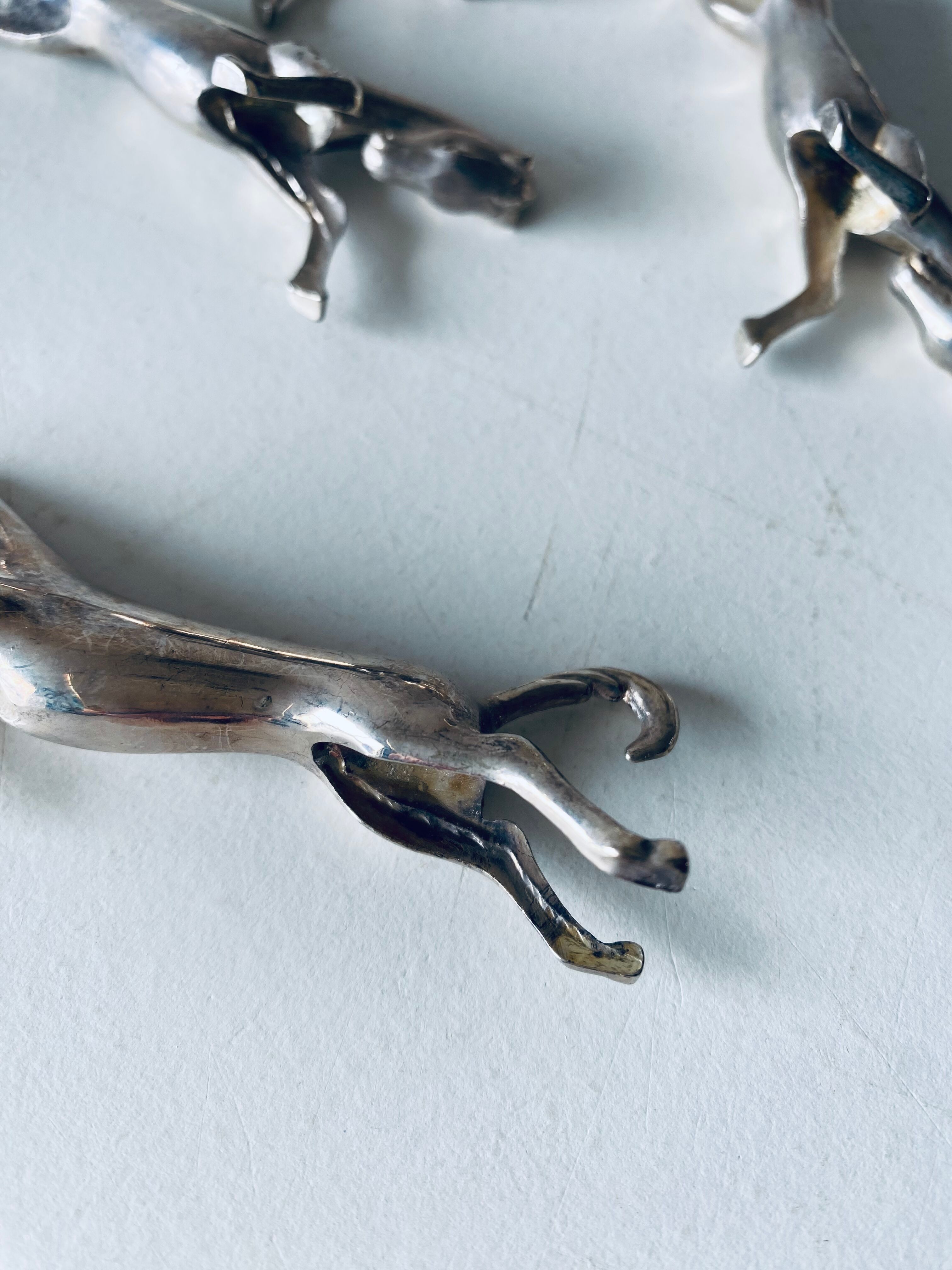 6 knife holders art deco horses