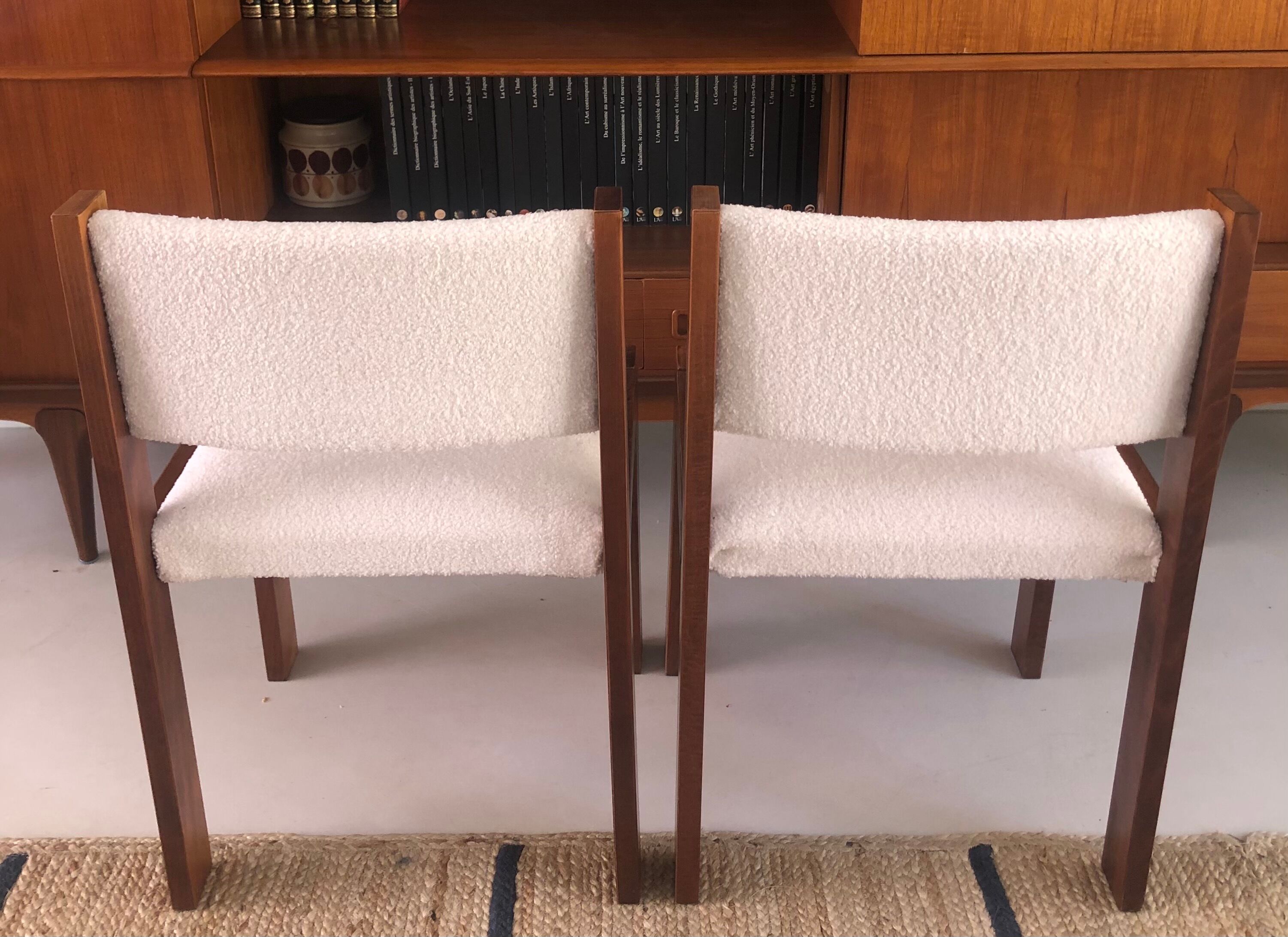 2 vintage chairs in solid wood and buckle 1970