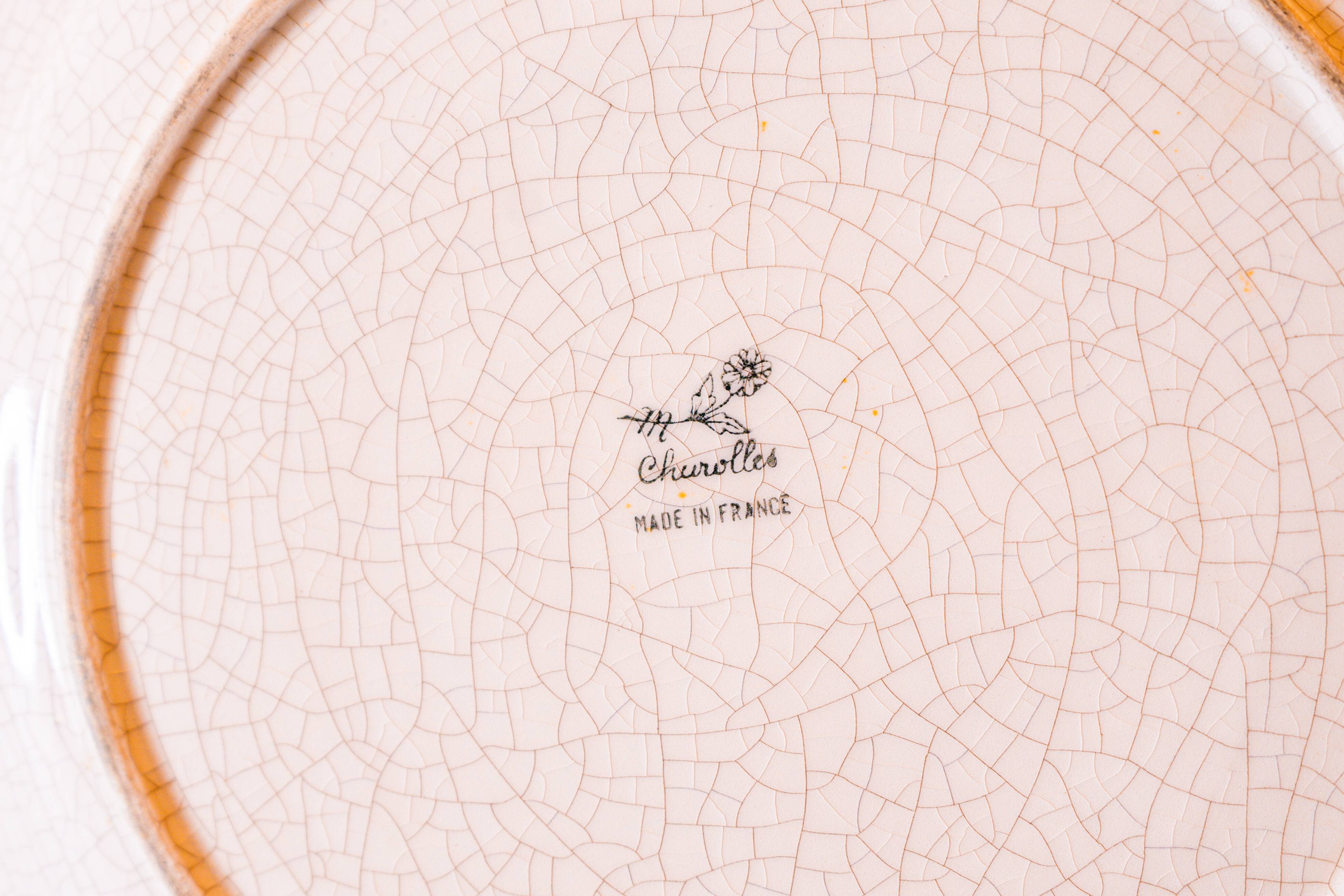 main course / Large serving plate in Charolles faience