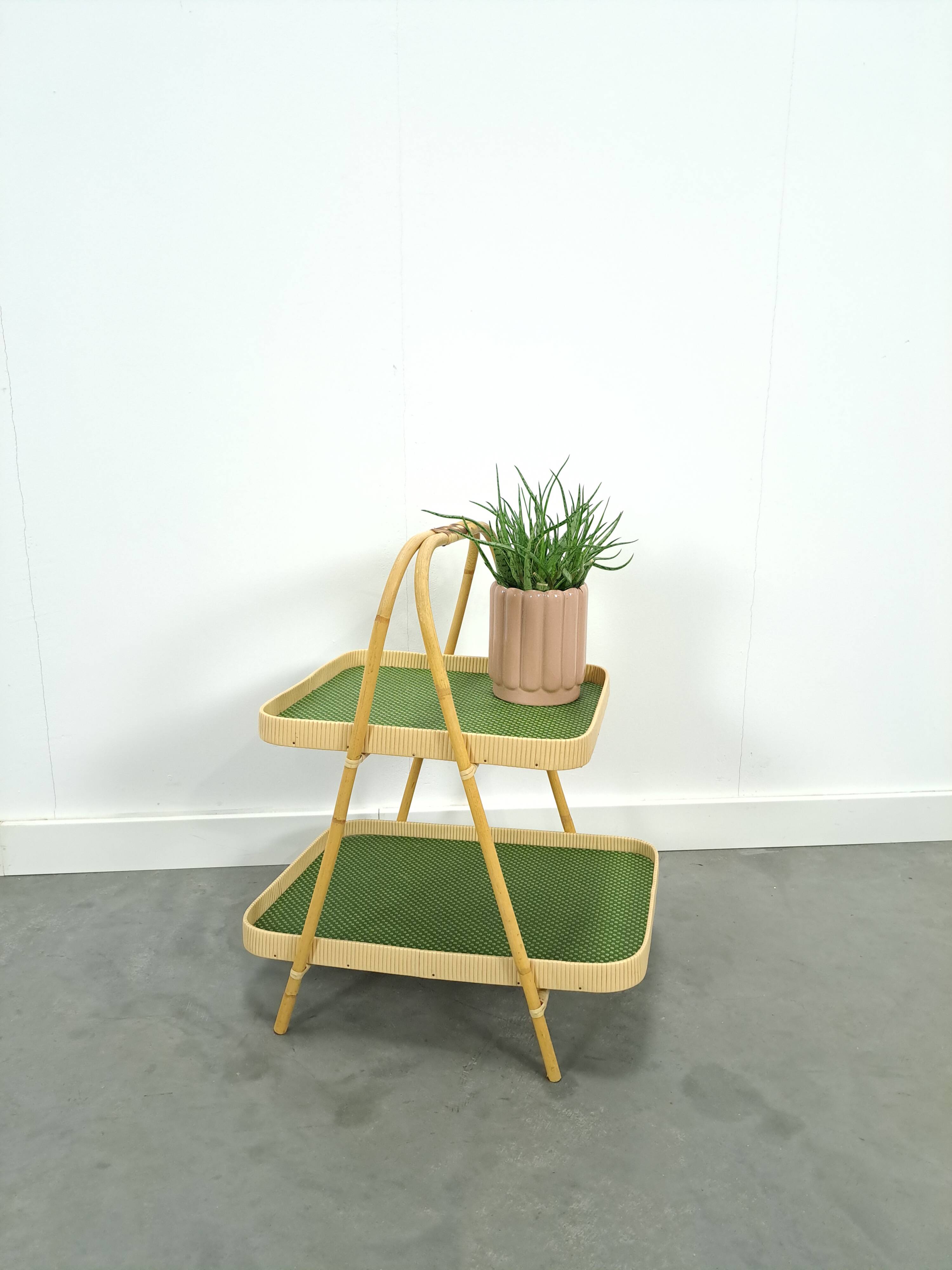 Rattan double tray with green leaf vintage fruit basket