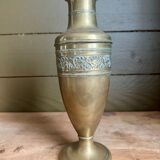 Vase en laiton art déco