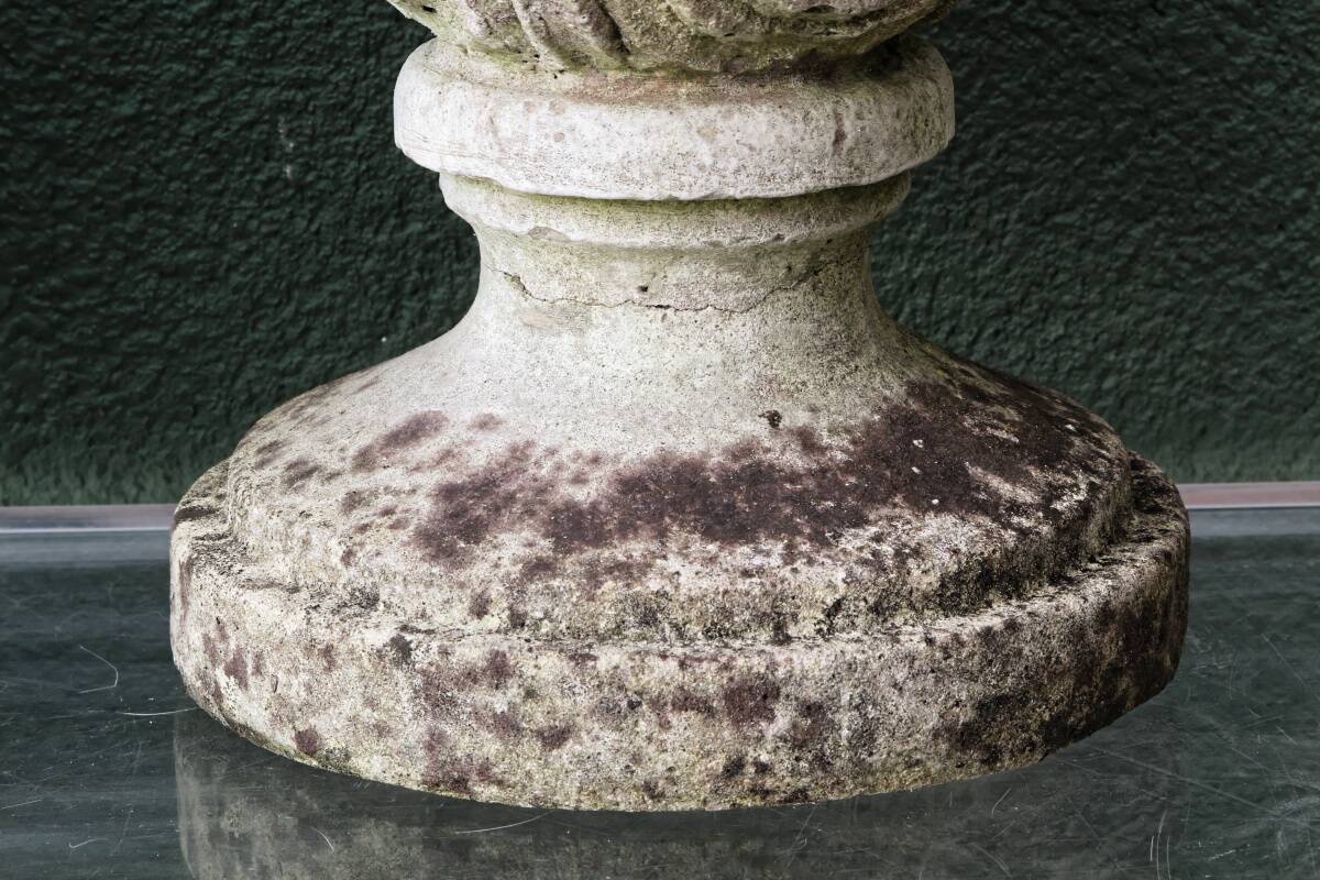 Pair of pine cones in reconstituted stone