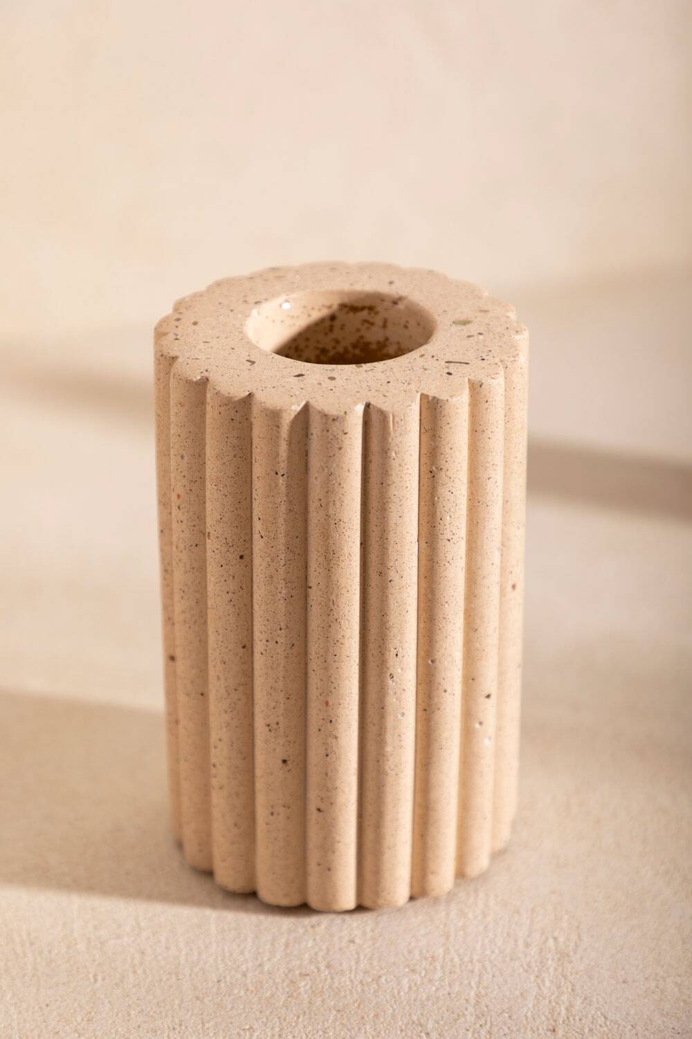 Vase Gabriel en béton beige