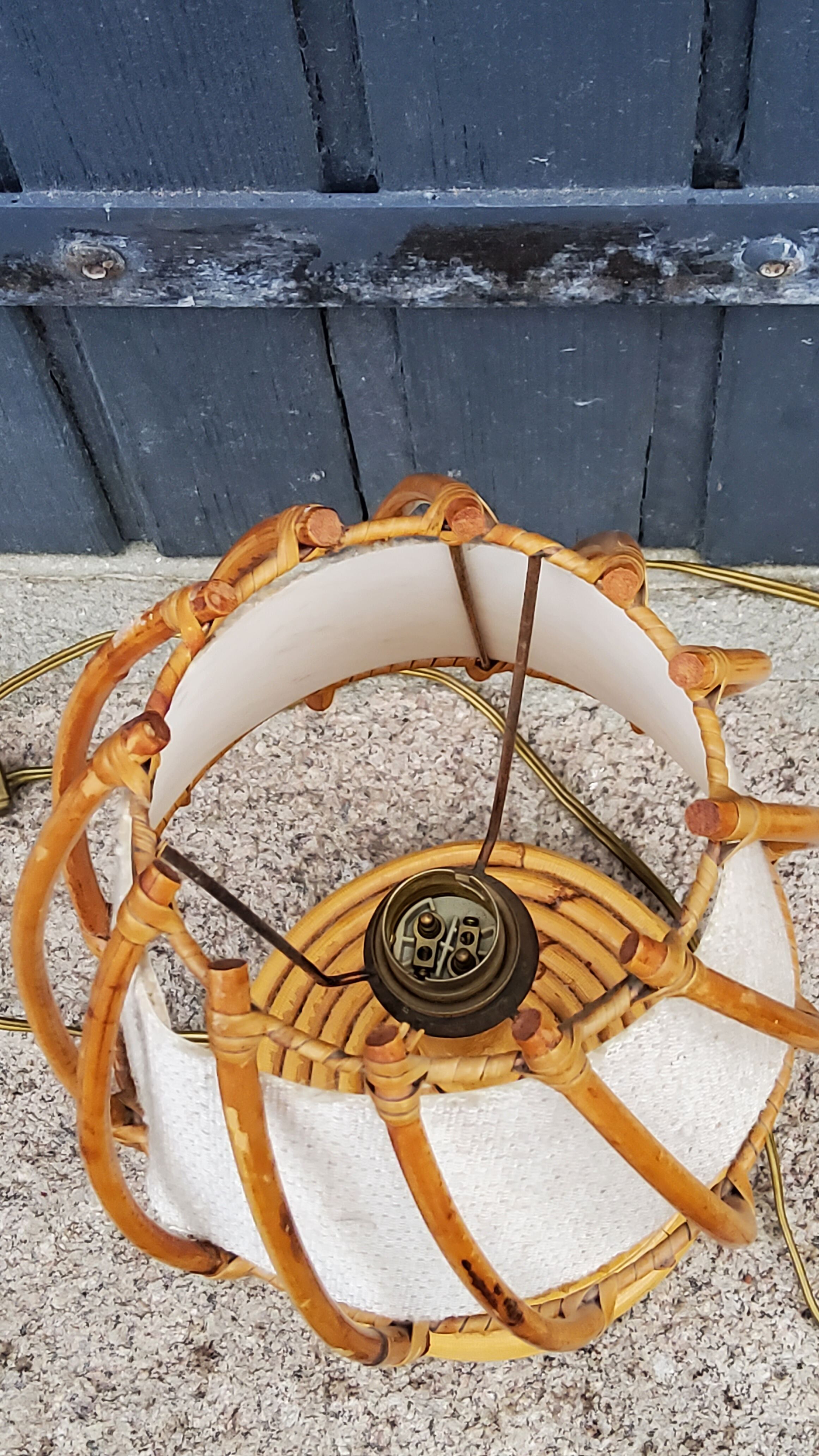 Rattan and bamboo table lamp from the 70s
