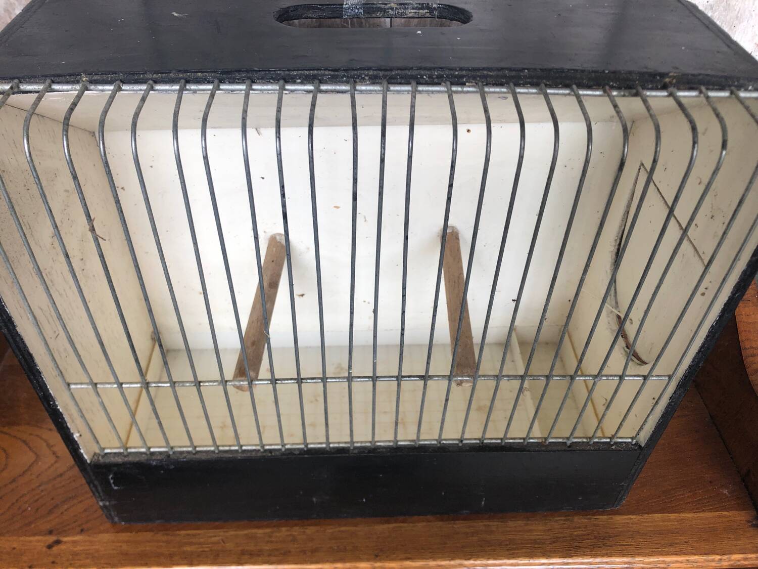 Old small bird cage caoa wood + metal + plastic tray vintage