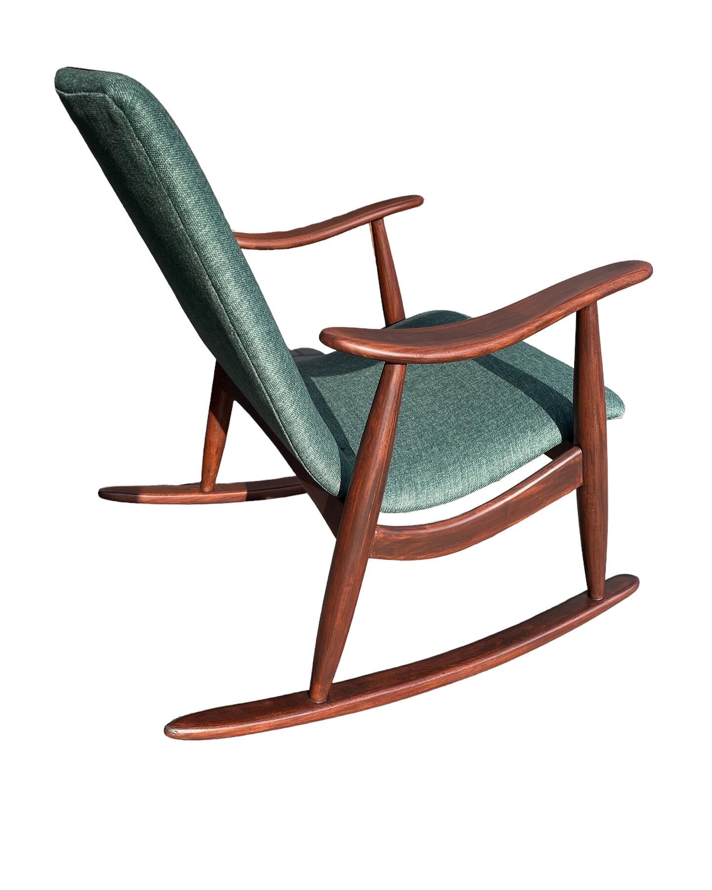 Wébe rocking chair