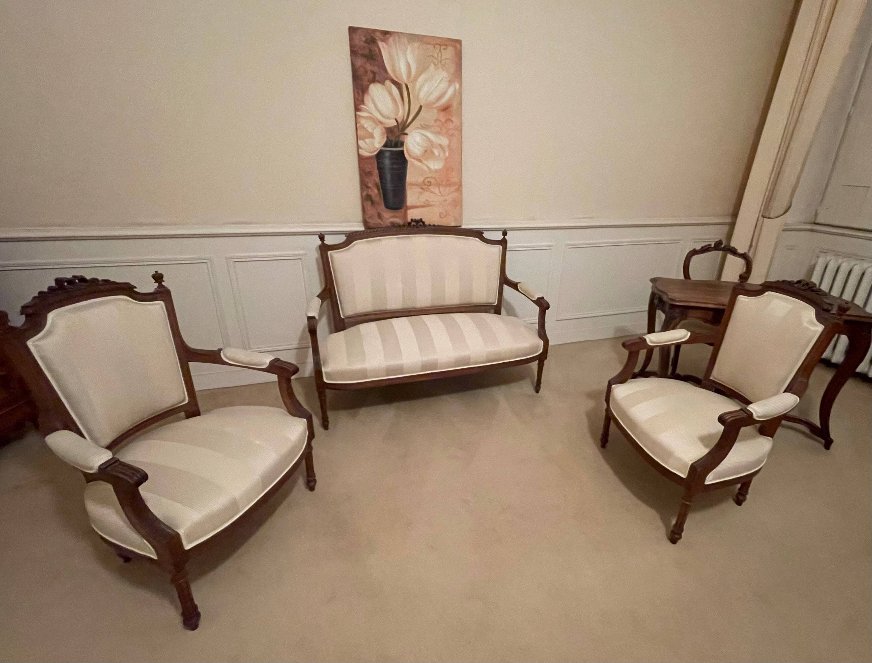 Louis XV set