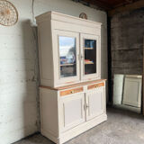 Country-style glass cabinet