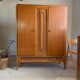 Armoire chêne et rotin vintage