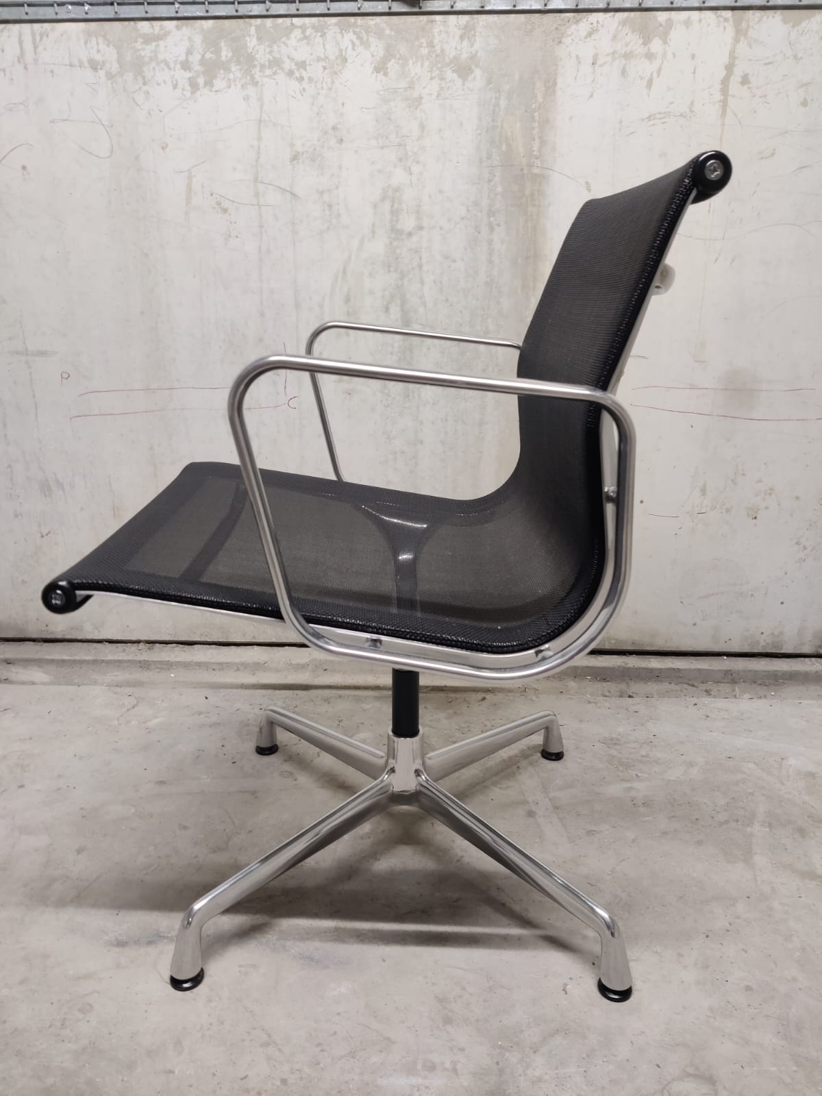 Vitra EA 108 armchair by Charles & Ray Eames