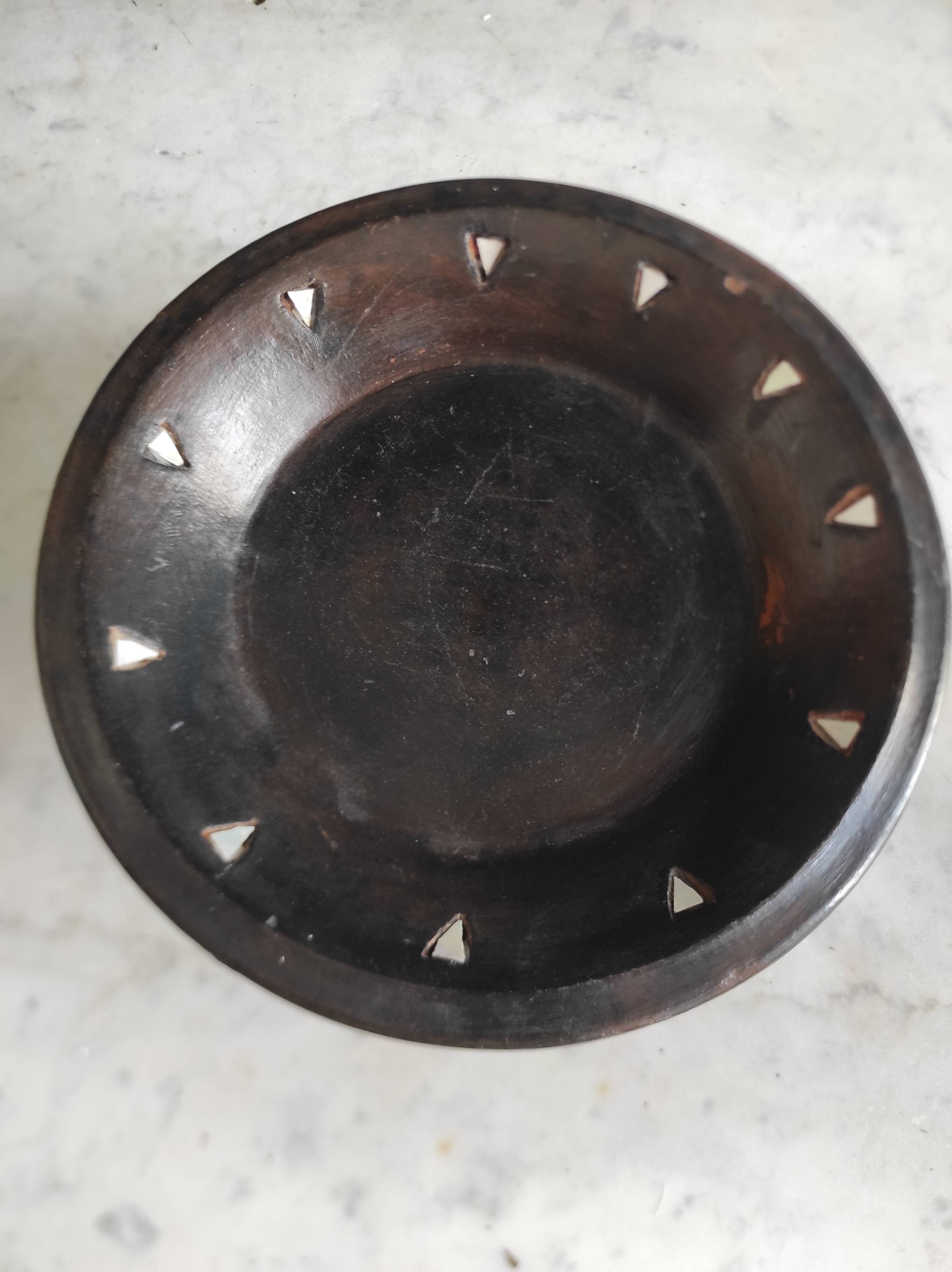 African serving plate