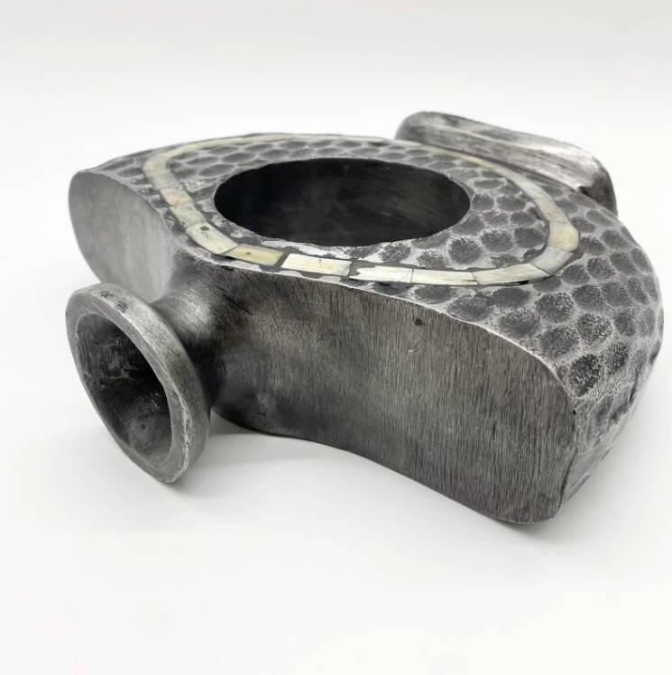 “Hammered Mother-of-Pearl” Vase / Cast Aluminum – 1980s