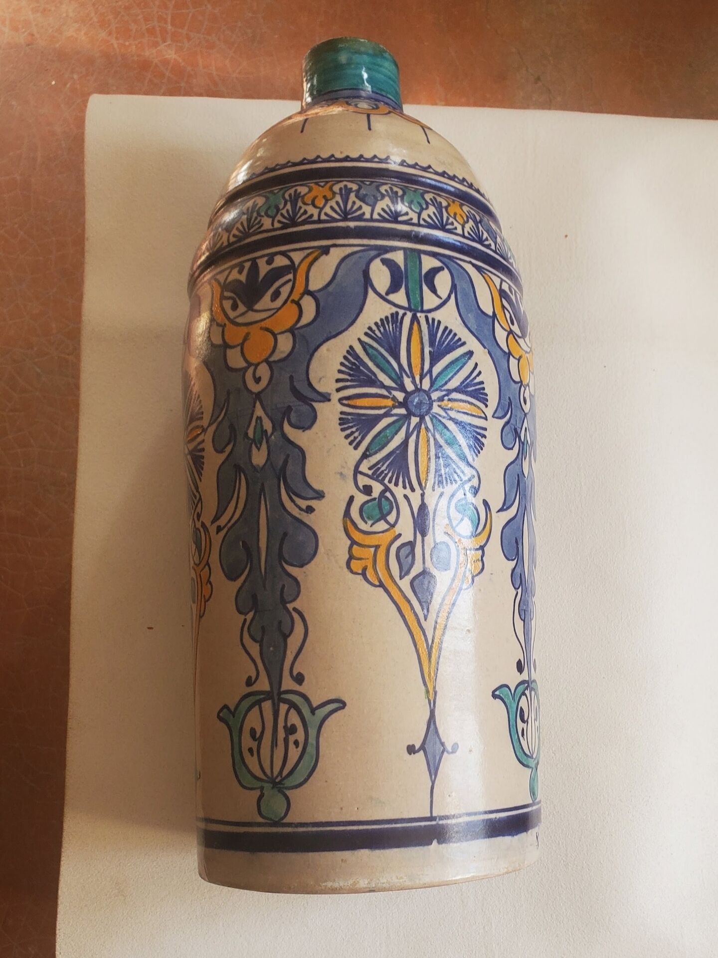 Poterie peinte-objet decoratif