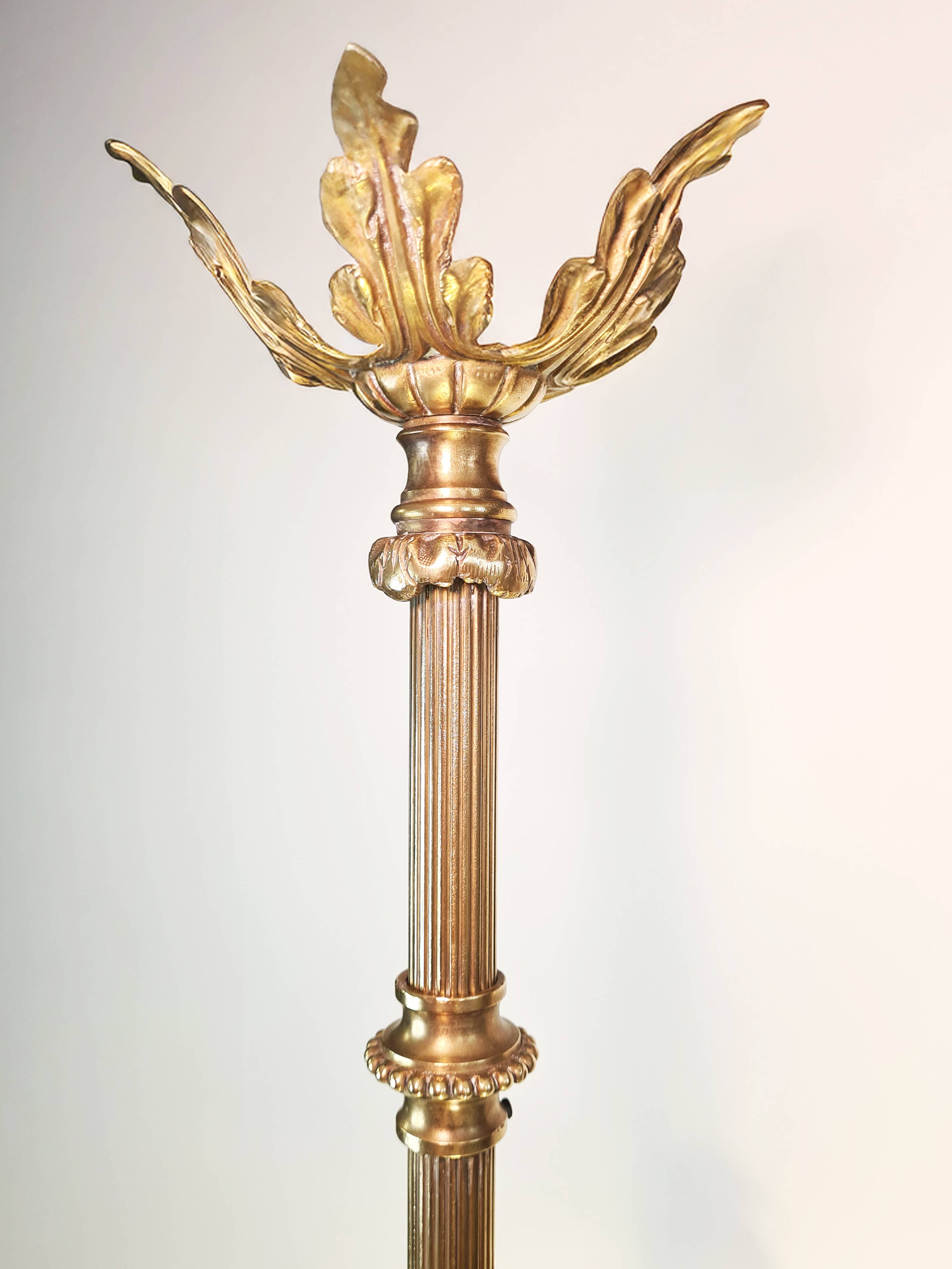 Lustre majestueux en laiton & cristal taillé – Fin XIXe