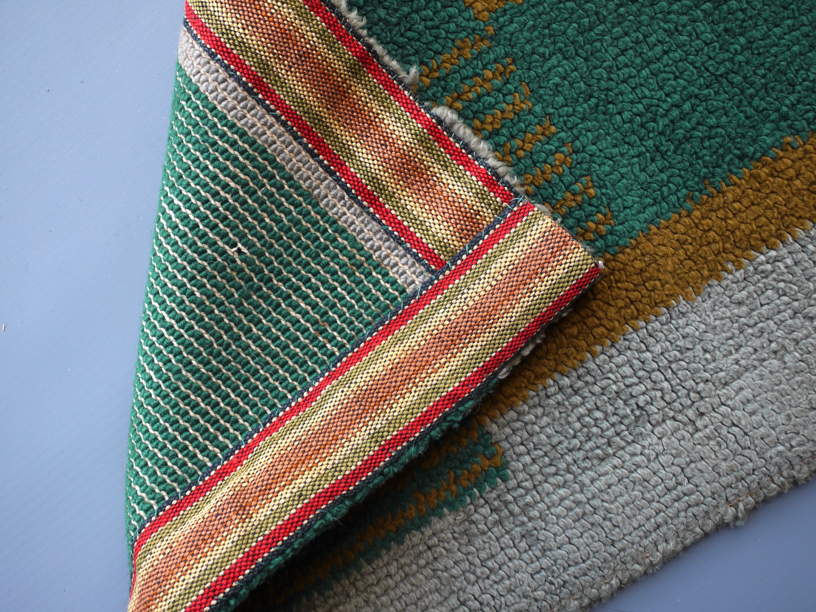 Modernist rug carpet 1930