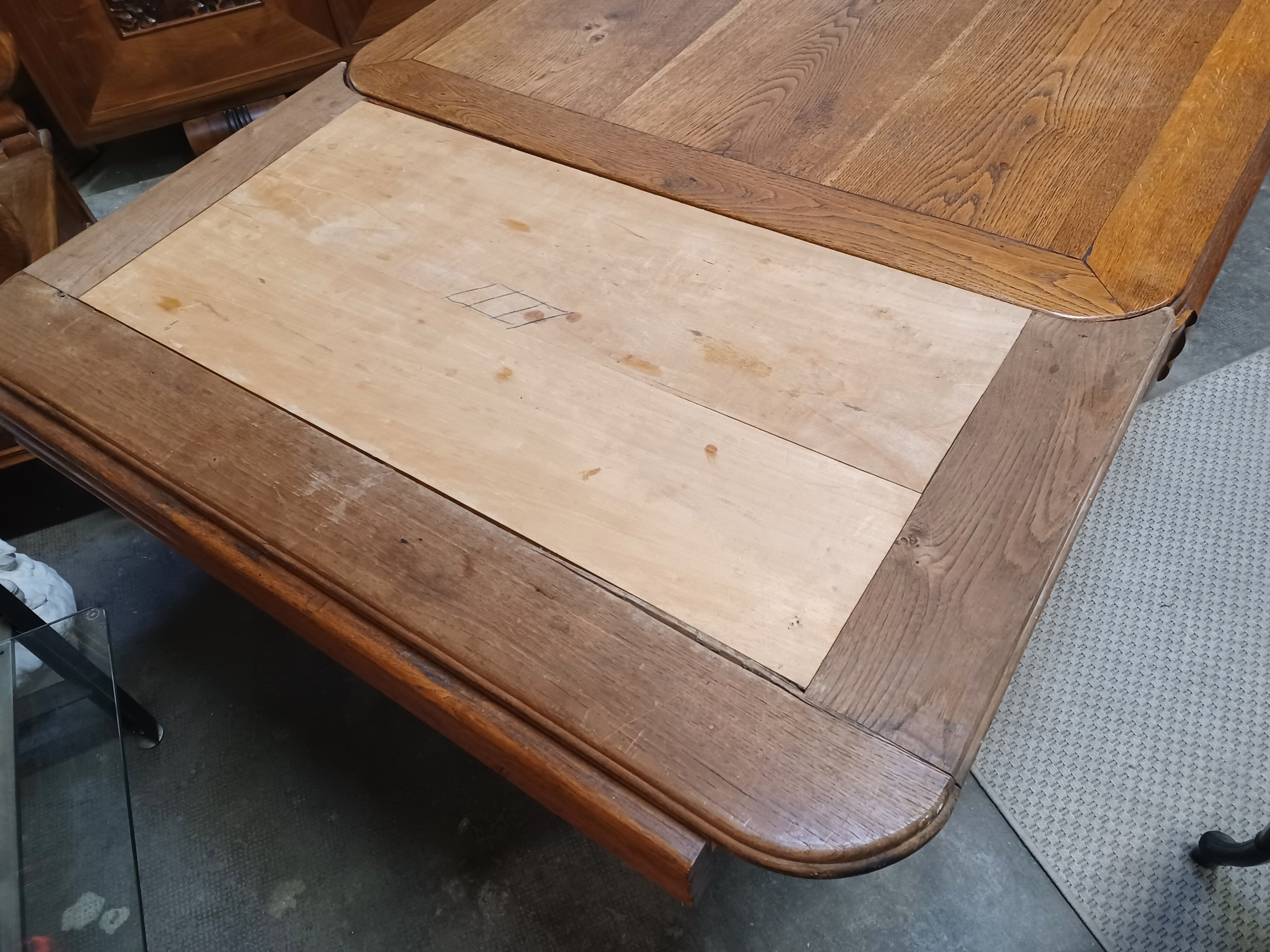 Table Art Deco, 1940