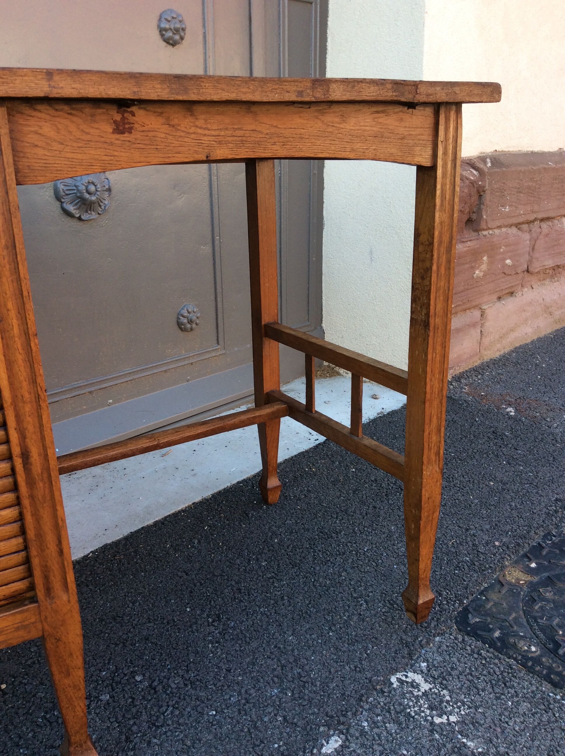 Oak curtain desk from the 1950s