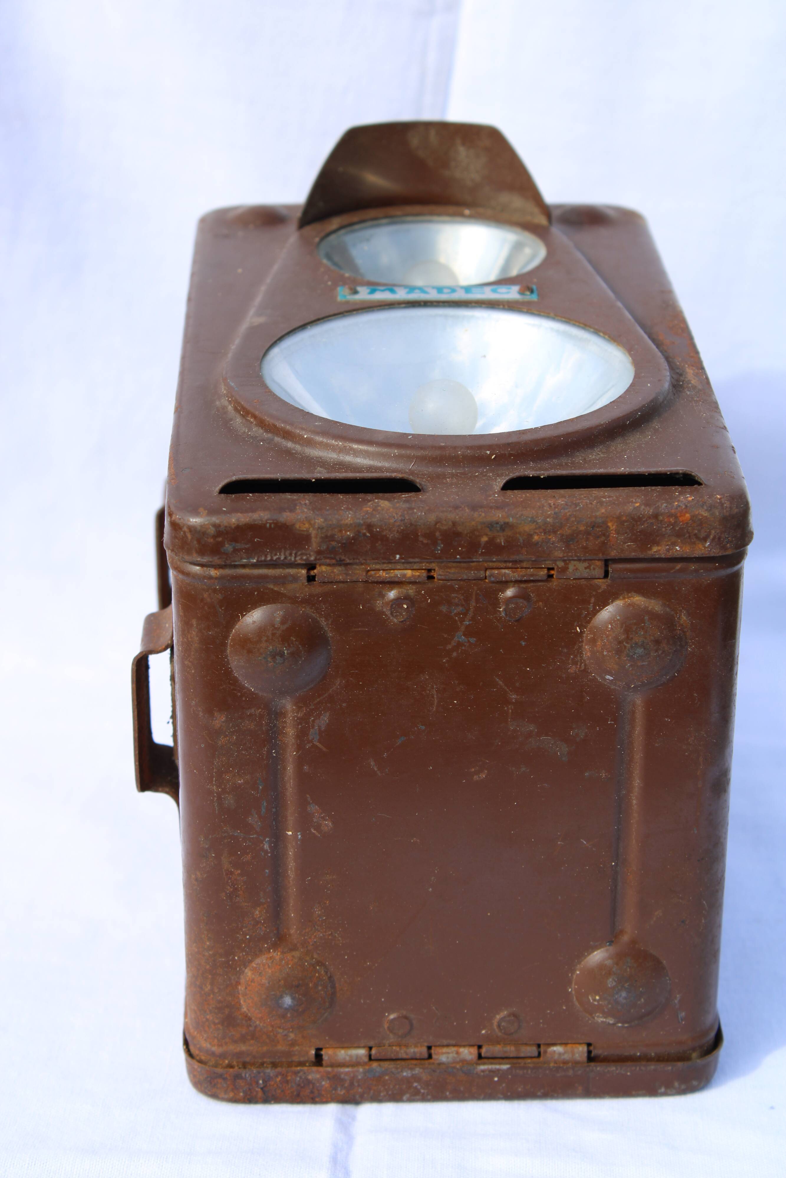 Old SNCF lamp