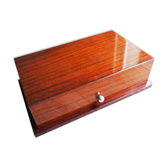 Box cigars and cigarettes