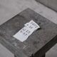 Paire de socles ou tables d’appoint en bois et en pierre (n° 2)