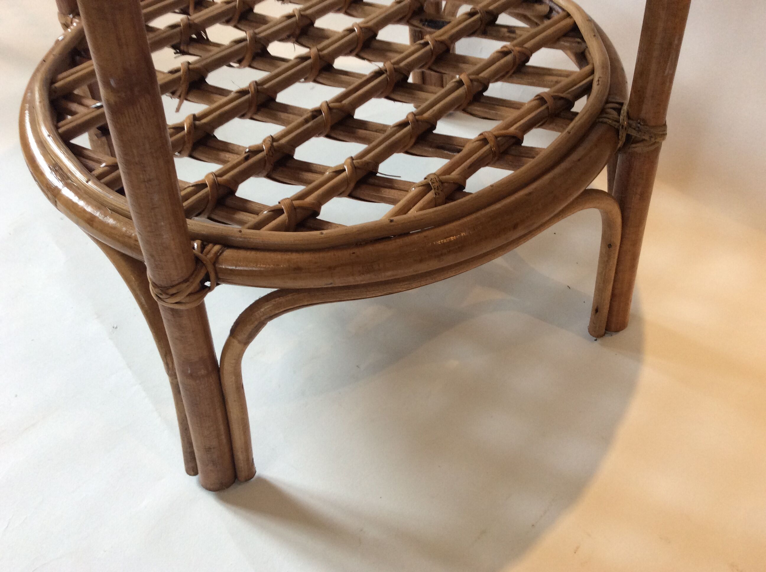 Coffee table in rattan and vintage wicker