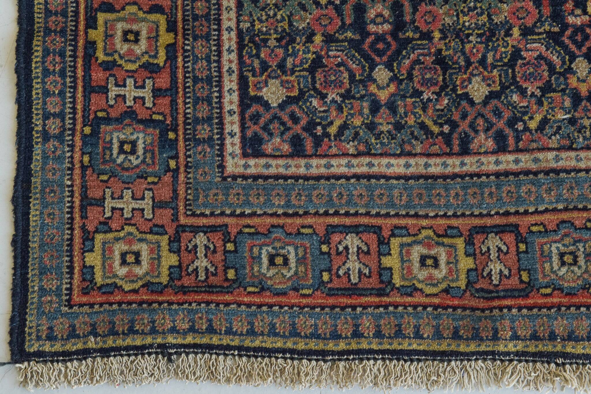 Handwoven - Bidjar Tekab Rug