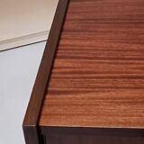 Buffet du milieu du siècle