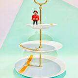 Porcelain cake display