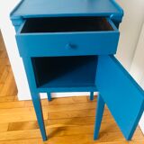 Table de chevet bleu