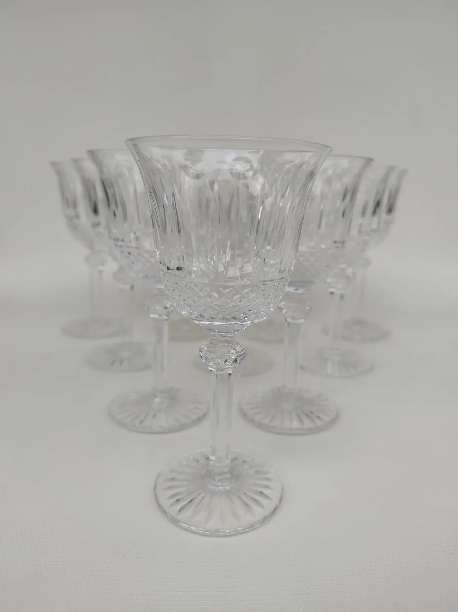 10 verres en cristal de Saint Louis, modèle tommy.15 cm.