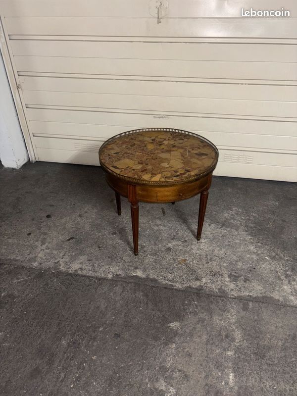 Ancienne table basse guéridon d'époque du XXème siècle