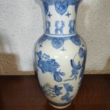 Vase with porcelain motifs of grapes and vines
