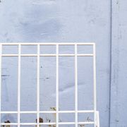 Chaises empilables en fer brutaliste Italie 70s