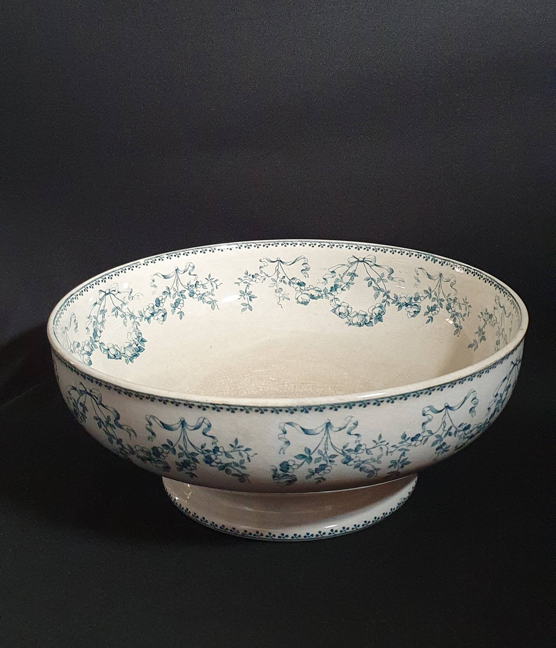Earthenware salad bowl Sarreguemines model "Mozart"